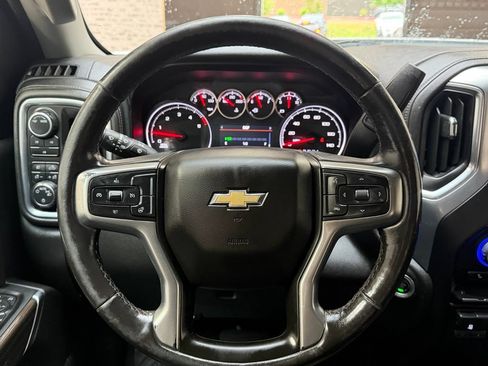 Used 2022 Chevrolet Silverado 2500 LT w/ Convenience Package AWD/4WD image 15