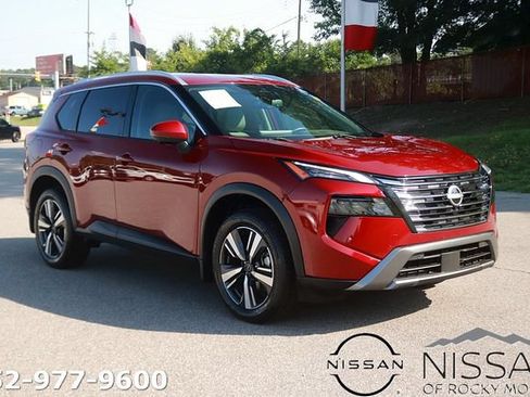 Certified 2024 Nissan Rogue SL FWD image 1