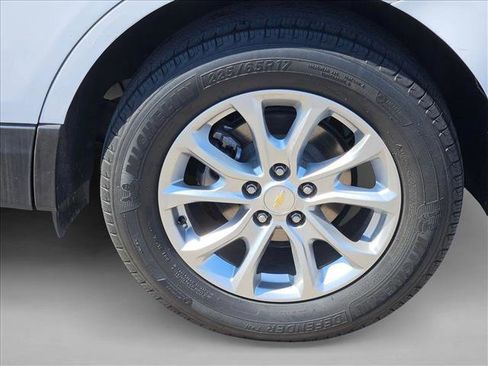 Used 2019 Chevrolet Equinox LT w/ Driver Convenience Package image 15