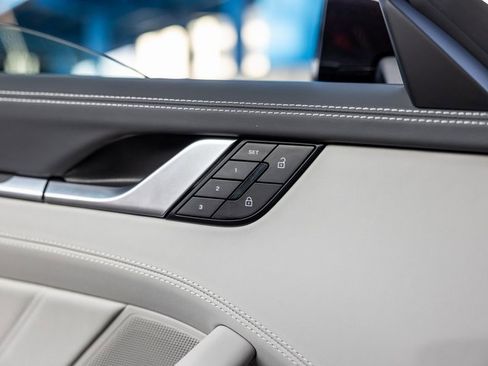 Used 2025 Porsche 911 Carrera GTS image 33