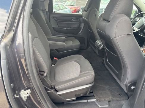 Used 2014 Chevrolet Traverse LT FWD image 8