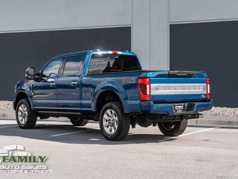 Used 2022 Ford F250 Platinum w/ FX4 Off-Road Package AWD/4WD image 6