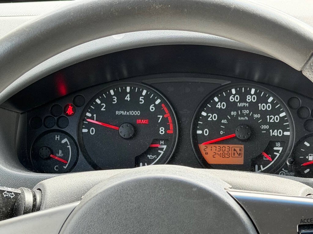 Used 2006 Nissan Frontier SE w/ (P01) Power Pkg RWD image 13