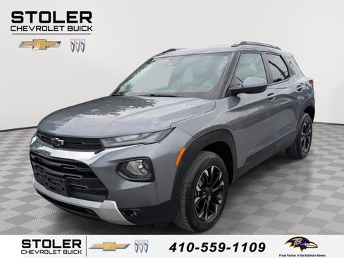 Used 2022 Chevrolet TrailBlazer LT w/ Convenience Package AWD/4WD image 1