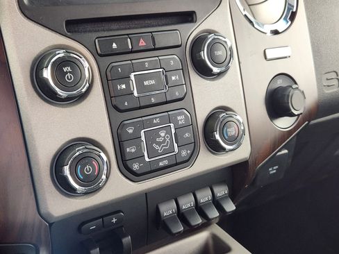 Used 2016 Ford F350 Lariat w/ Lariat Ultimate Package image 25