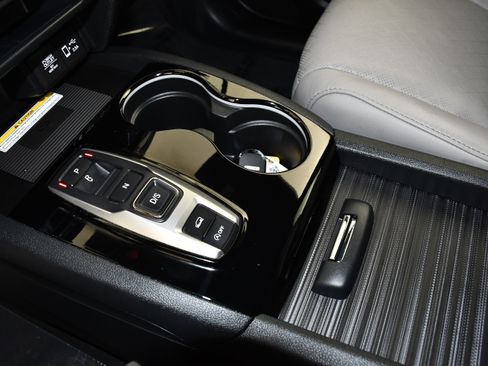 Certified 2023 Honda Passport Elite image 32