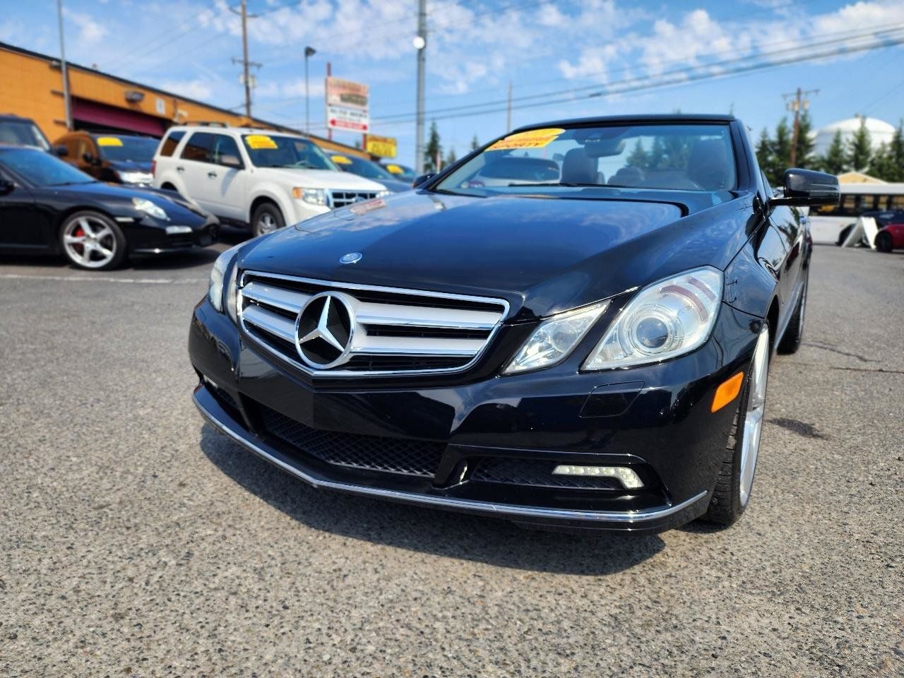 Used 2011 Mercedes-Benz E 350 Cabriolet image 2
