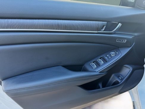 Used 2022 Honda Accord EX-L image 21