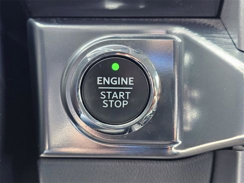 Used 2021 Ford F150 Lariat w/ Equipment Group 502A High image 25