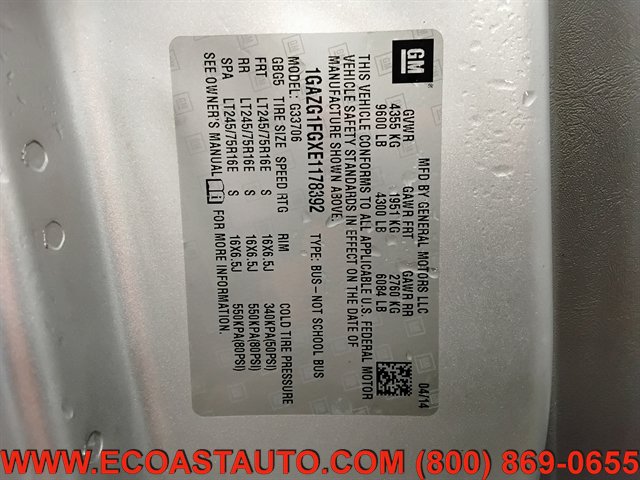 Used 2014 Chevrolet Express 3500 LT w/ LT Preferred Equipment Group RWD image 18