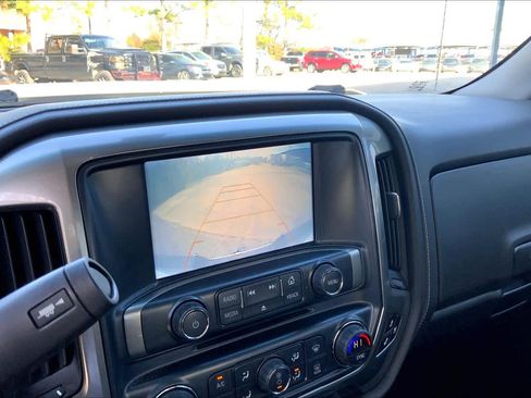 Used 2018 Chevrolet Silverado 2500 LTZ w/ Duramax Plus Package image 25