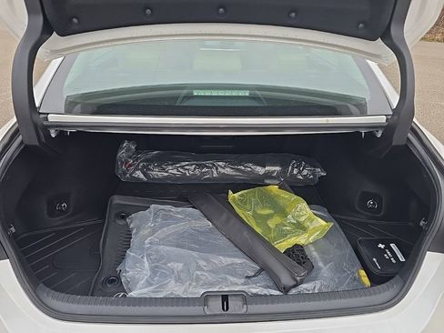 Used 2019 Lexus ES 350 Luxury image 25