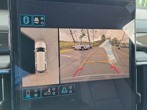 New 2026 GMC Yukon XL Elevation image 20