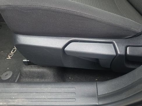 Used 2025 Nissan Kicks S FWD image 21