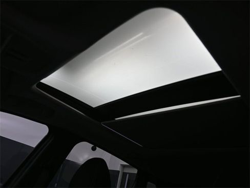 New 2026 Nissan Kicks SV w/ SV Premium Package image 28