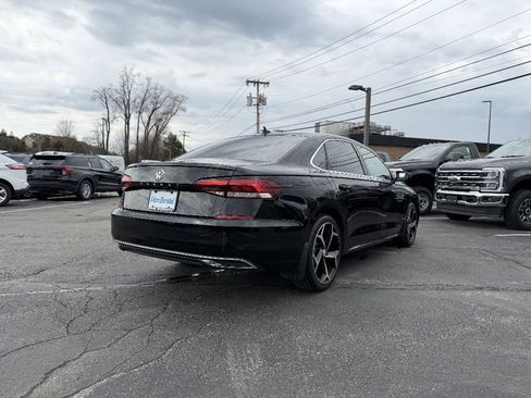 Used 2020 Volkswagen Passat 2.0T SE image 7