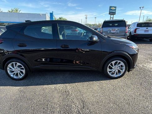 New 2027 Chevrolet Bolt LT w/ Comfort Package image 4