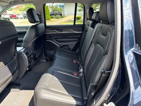 Used 2023 Jeep Grand Cherokee 30th Anniversary AWD/4WD image 14