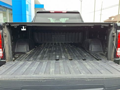 Used 2024 GMC Sierra 1500 SLE image 30