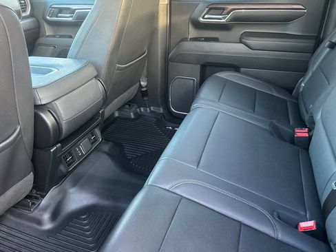 Used 2023 GMC Sierra 1500 SLT w/ X31 Off-Road Package image 13