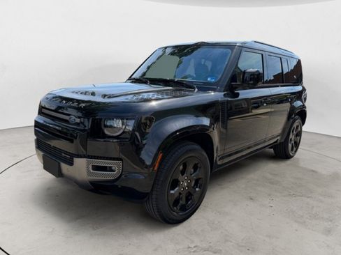 Used 2022 Land Rover Defender 110 X-Dynamic SE AWD/4WD image 1
