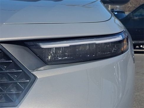 Used 2025 Honda Accord Sport image 9