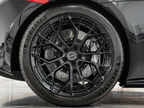 Used 2020 McLaren 570S Spider RWD image 42