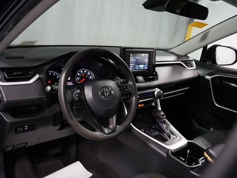 Certified 2022 Toyota RAV4 XLE image 11