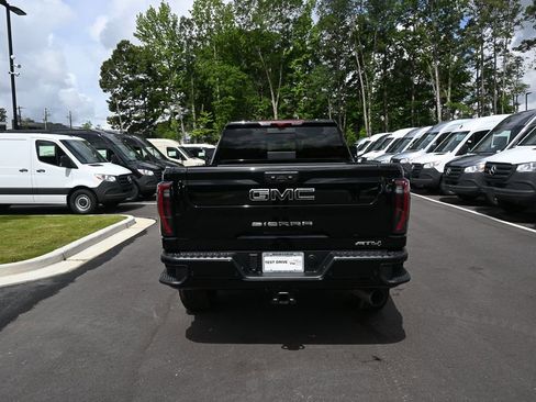 Used 2026 GMC Sierra 2500 AT4 w/ AT4 Premium Plus Package AWD/4WD image 26