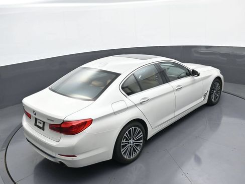 Used 2018 BMW 530i xDrive AWD/4WD image 35
