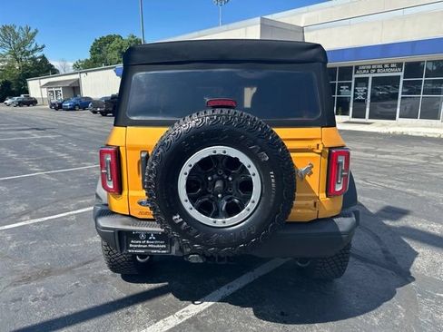 Used 2022 Ford Bronco Badlands w/ Sasquatch Package AWD/4WD image 4