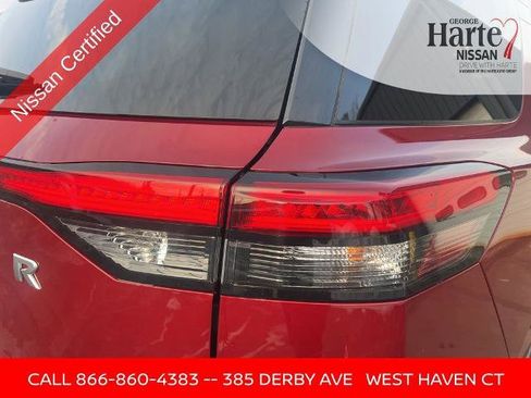 Certified 2022 Nissan Pathfinder SV w/ Cargo Package image 16