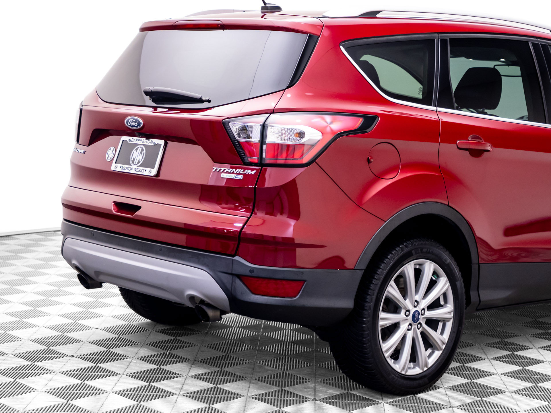 Used 2017 Ford Escape Titanium AWD/4WD image 34