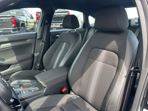 Used 2025 Honda Civic Sport image 18