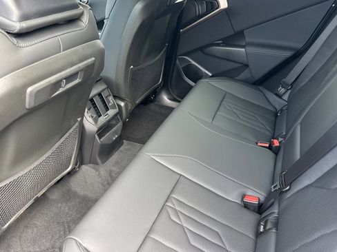 Used 2025 BMW X3 xDrive30i w/ Convenience Package image 26