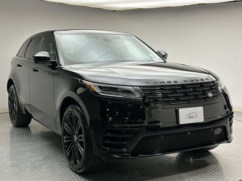 Certified 2026 Land Rover Range Rover Velar Dynamic SE AWD/4WD image 15