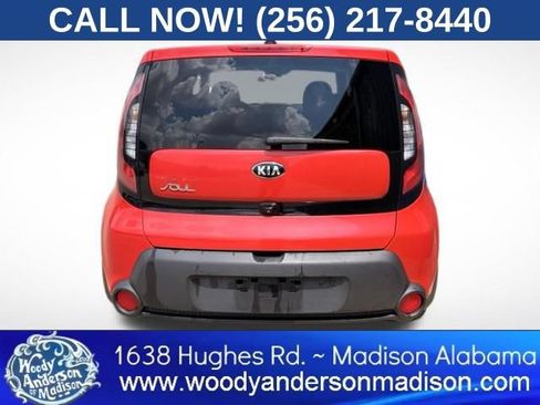 Used 2015 Kia Soul + w/ Audio Package FWD image 5
