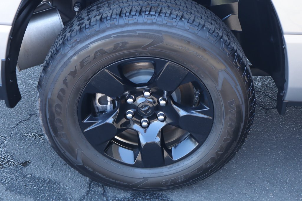 Used 2025 RAM 1500 Tradesman w/ Night Edition AWD/4WD image 11