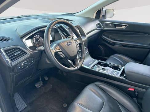 Used 2020 Ford Edge Titanium w/ Equipment Group 301A AWD/4WD image 14