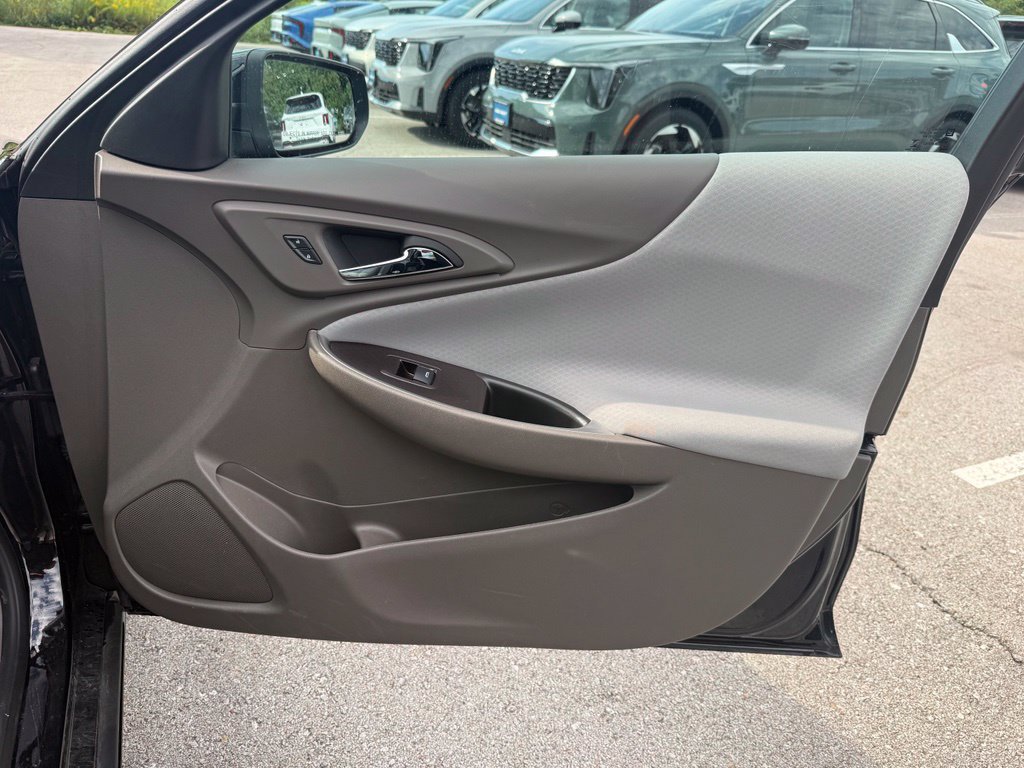 Used 2024 Chevrolet Malibu LS FWD image 14