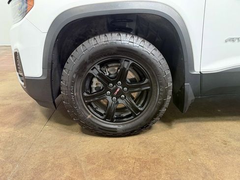 Used 2023 GMC Acadia AT4 image 93
