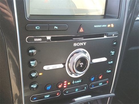 Used 2018 Ford Explorer Sport w/ Equipment Group 401A image 20