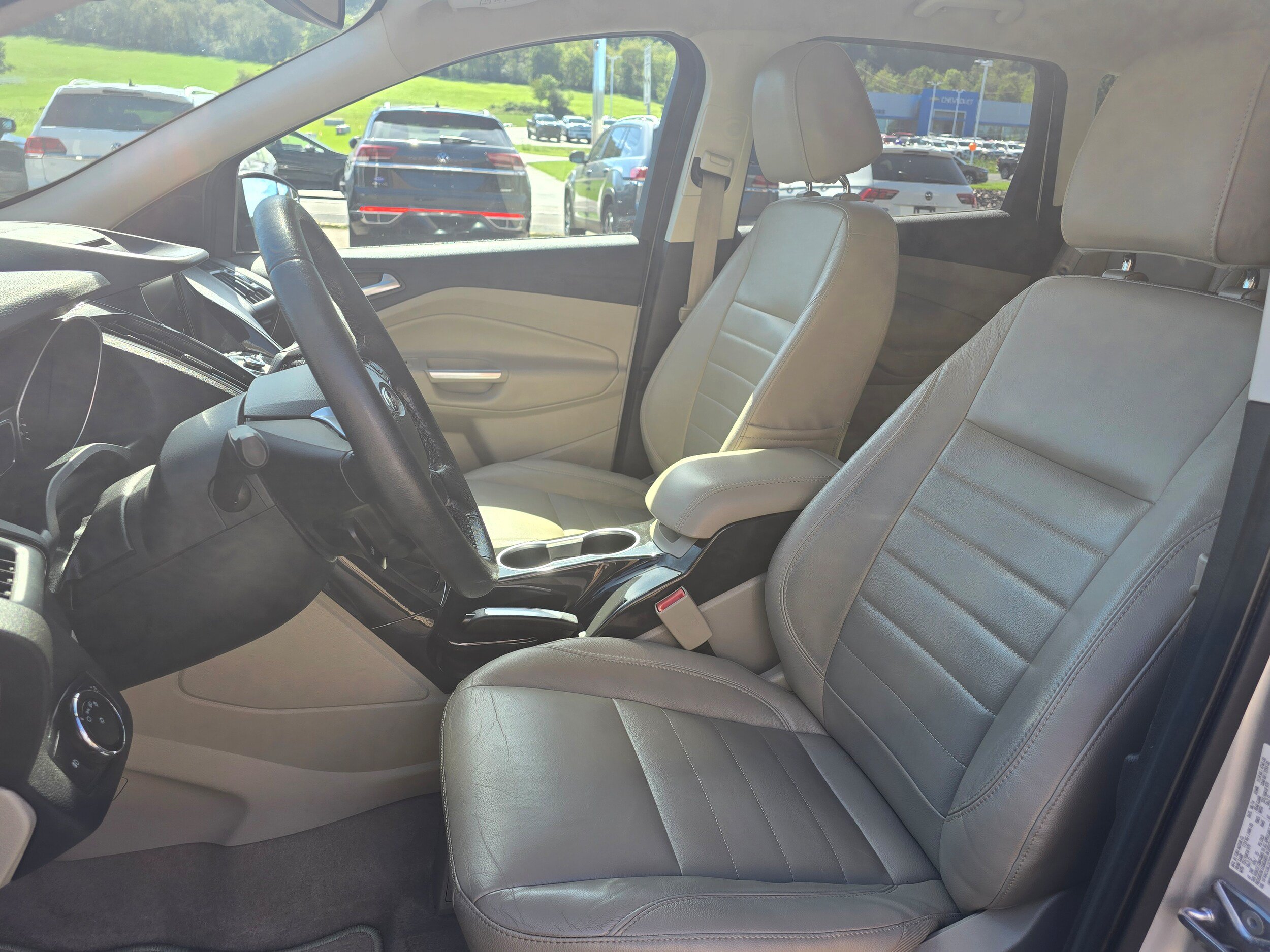 Used 2014 Ford Escape Titanium AWD/4WD image 9