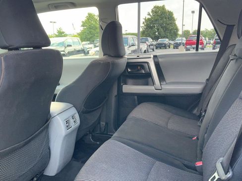 Used 2013 Toyota 4Runner SR5 w/ Convenience Pkg AWD/4WD image 28