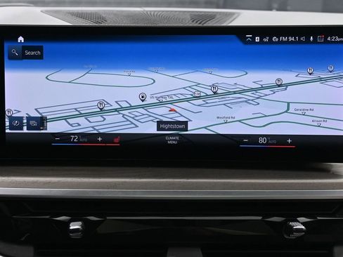 Used 2023 BMW X7 M60i w/ Executive Package image 33