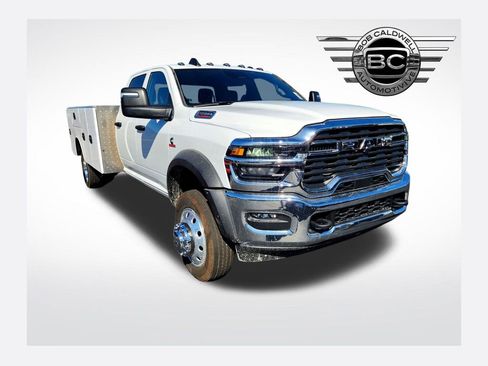 New 2026 RAM 5500 Tradesman w/ Chrome Appearance Group image 1