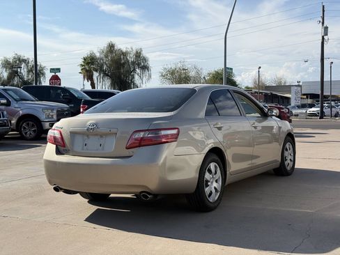 Used 2007 Toyota Camry XLE FWD image 8