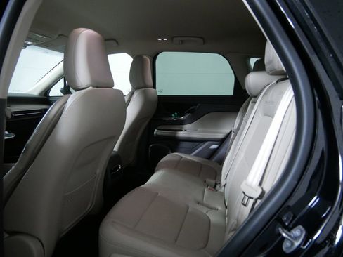 Used 2023 Lincoln Corsair Reserve w/ Jet Appearance Package image 16