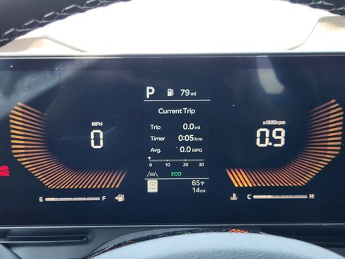 New 2026 Kia Carnival EX FWD image 19