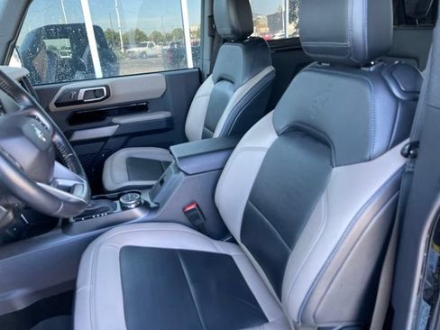 Used 2023 Ford Bronco Wildtrak AWD/4WD image 11